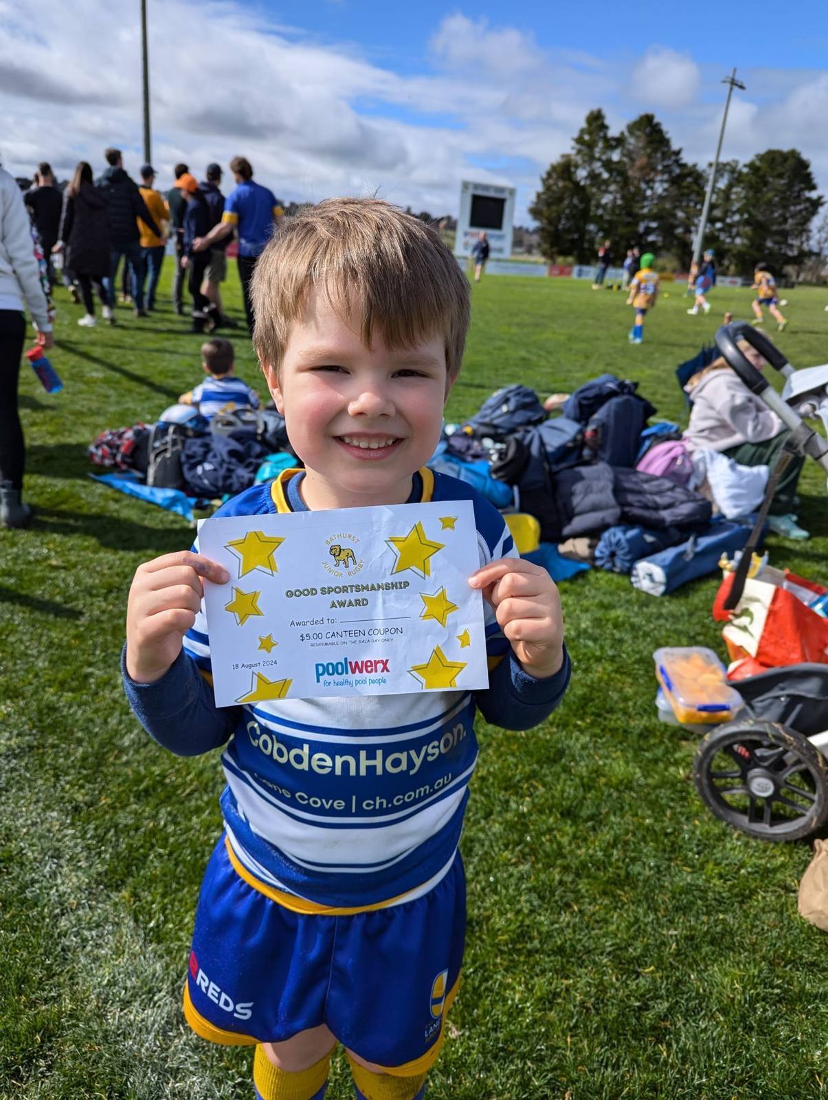Grayson Hoctor holding his Good Sportsmanship award at Bathurst in 2024